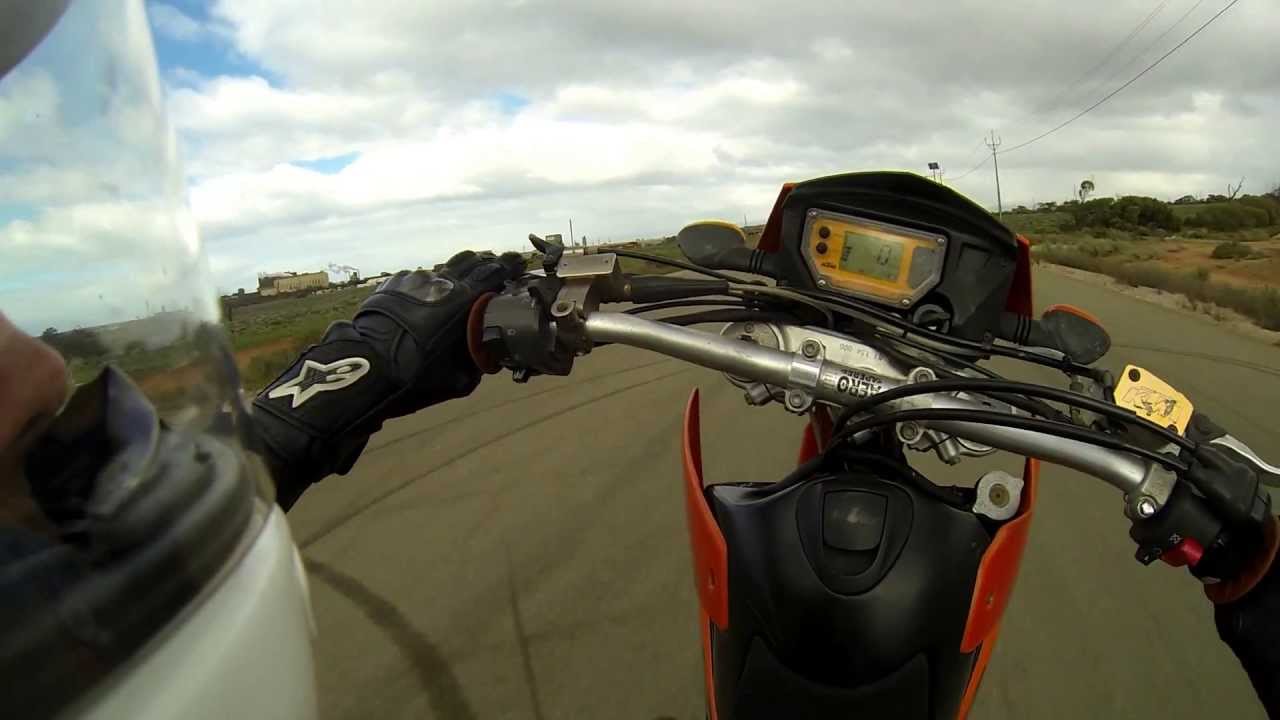 KTM 640 LC4 Supermoto +1km Wheelies