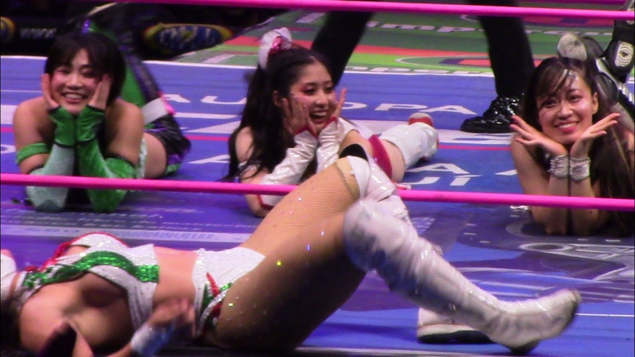 Algunos momentos de las luchadoras japonesas: Mei Suruga, Tae Honma, Hikari Shimizu en Grand Prix