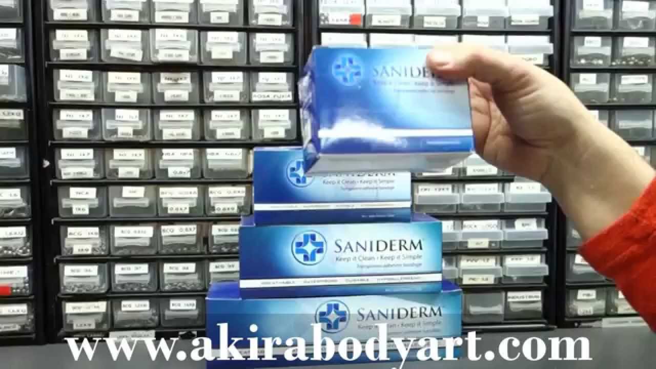 Saniderm curacion tattoo Akira body art