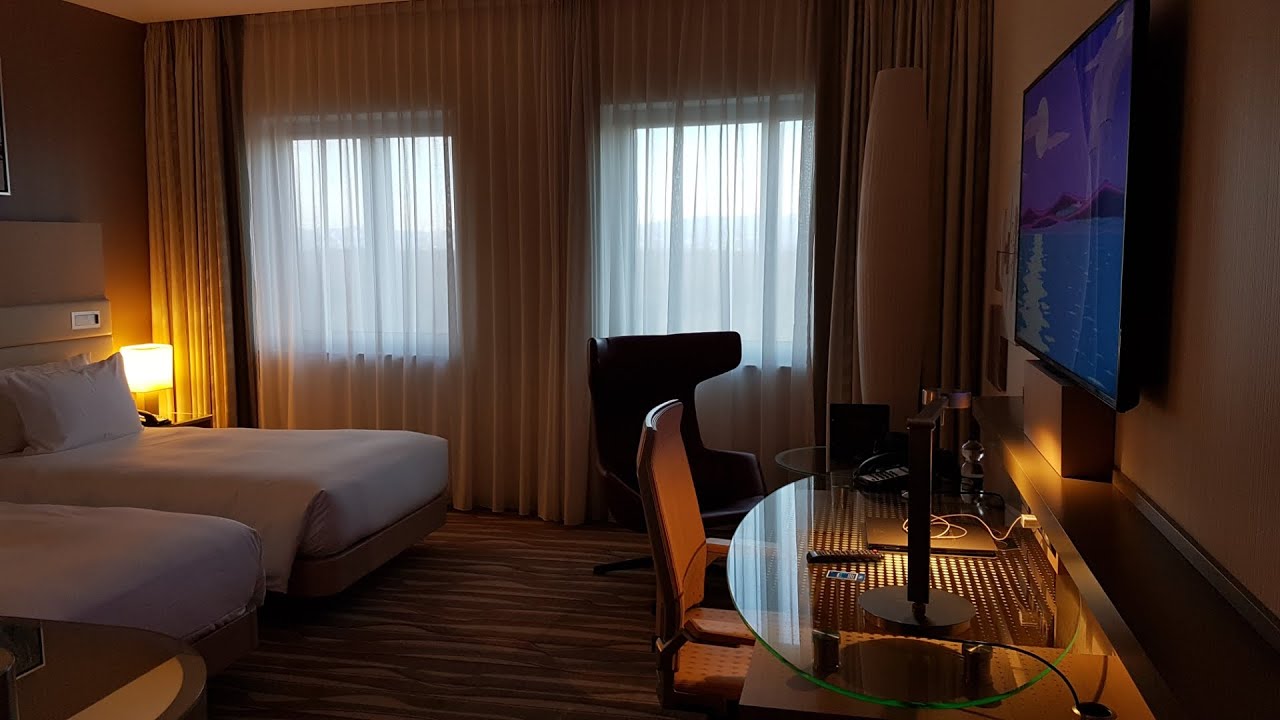 Hilton Frankfurt Airport (Twin Deluxe Room)