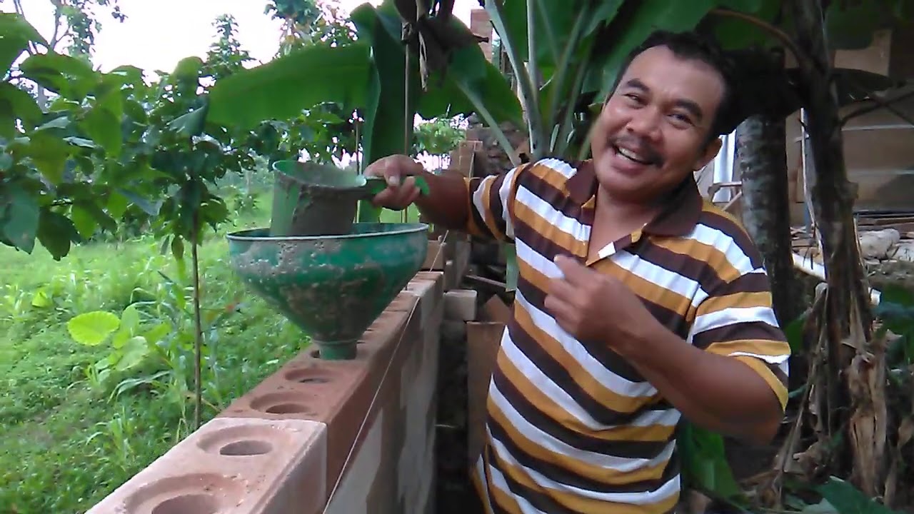 Tahap pengecoran bata interlok/lego.mudah cepat dan hemat material....