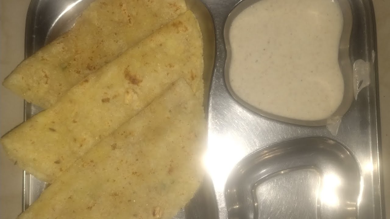 साबुदाणा खाऊन कंटाळा आला असेल तर, बनवा असे मऊ, लुसलुशीत उपवासाचे आलू पराठे | Alu Paratha recipe |