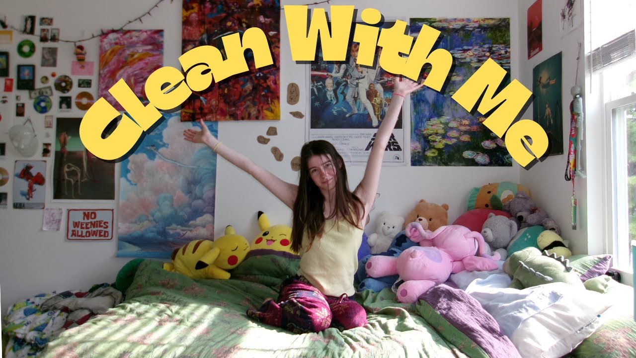 Clean My Room With Me!! [Cleaning Vlog]