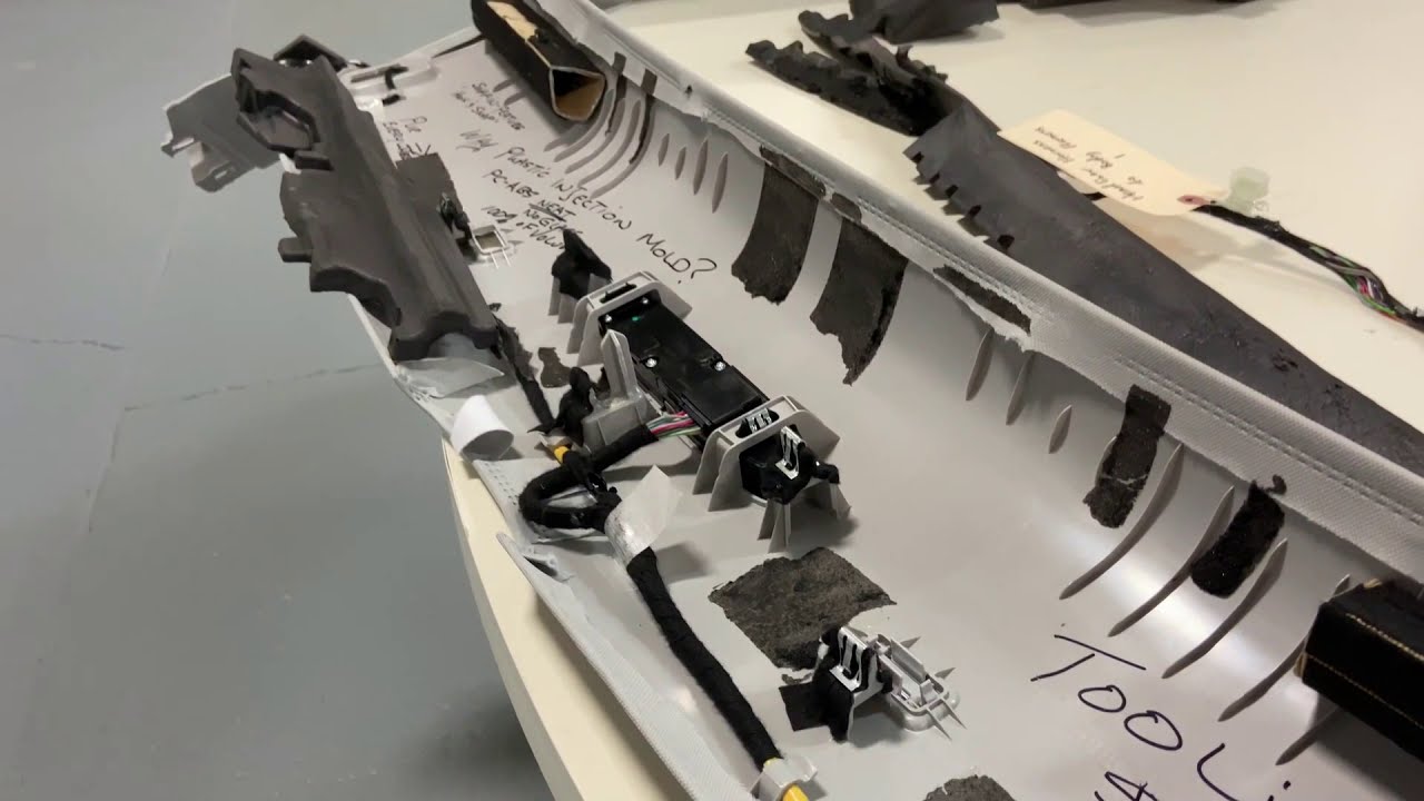 Model Y E21: Headliner Comparison M3-MY, B Pillar Integration, and Questionable Trough Mods