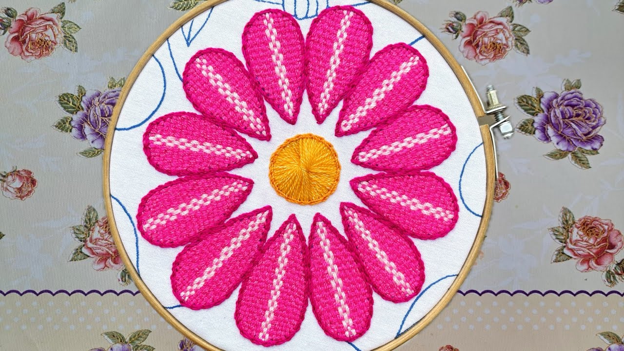 Increíble bordado de flores pétalos separados 🌸puntadas fáciles💜
