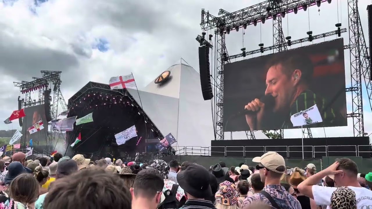 Kaiser Chiefs live Glastonbury 2025