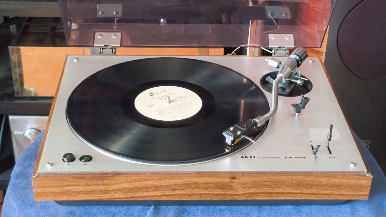 Akai ap-003 vintage hiend turntable(1979)
