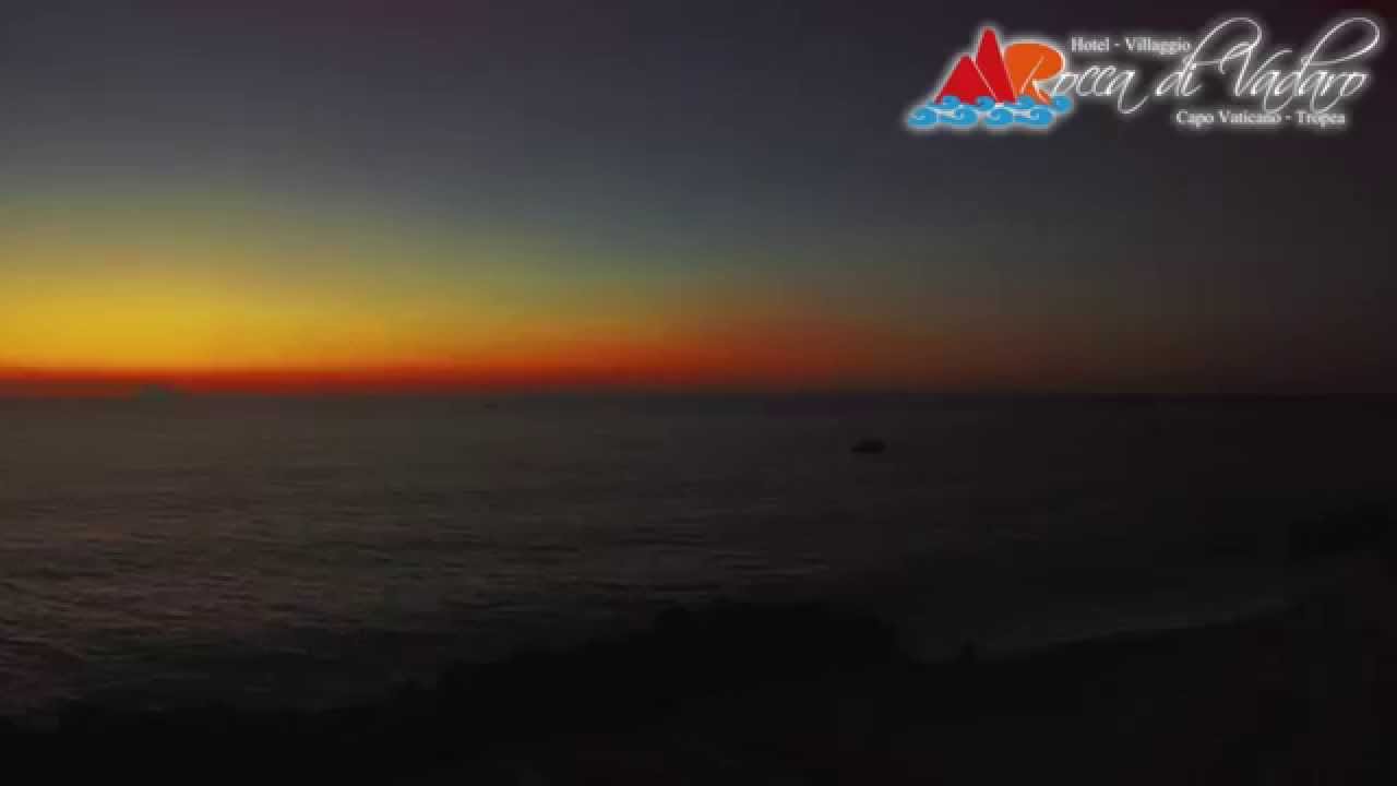 Cena in spiaggia Villaggio  Rocca di Vadaro Capo Vaticano -  Tropea