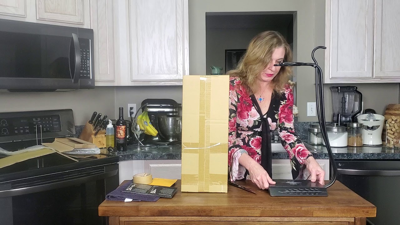 Unboxing Wine Decanter