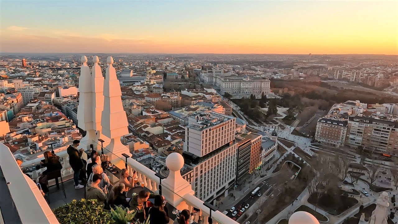 ATARDECER 🌇   en el 360º Rooftop Bar 🌆  de MADRID - RIU PLAZA ESPAÑA - Madrid [4K]