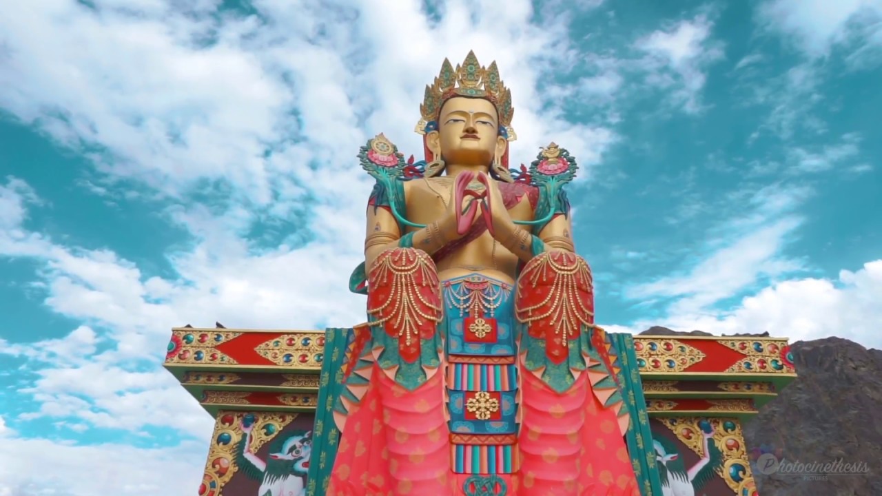 Leh Ladakh - A Journey Beyond Heaven | Cinematic Travel Video | Sony A6000 | Moza Aircross