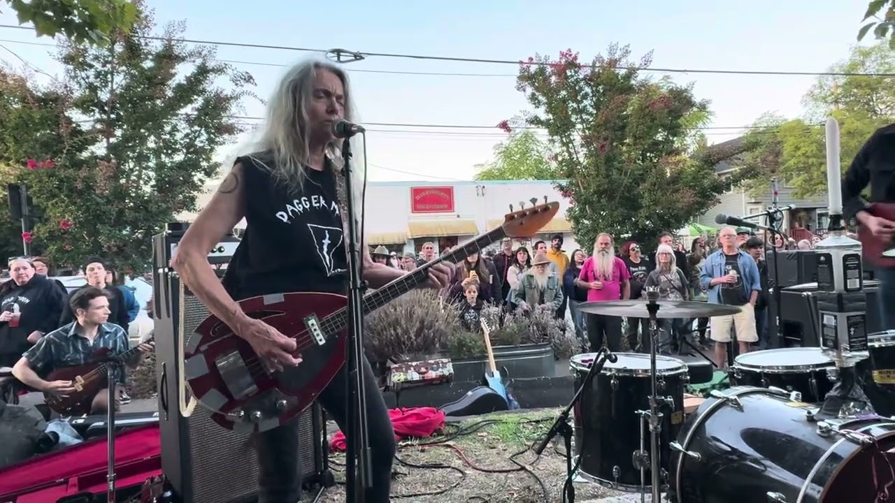 Toody Cole (and Company) perform “Dagger Moon” at the 8th annual Dead Moon Night celebration
