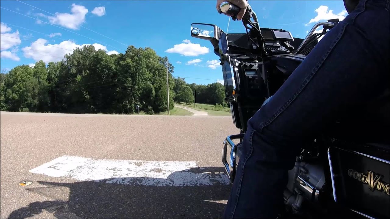 Northwest Mississippi on a GL1200 Gold Wing Aspencade