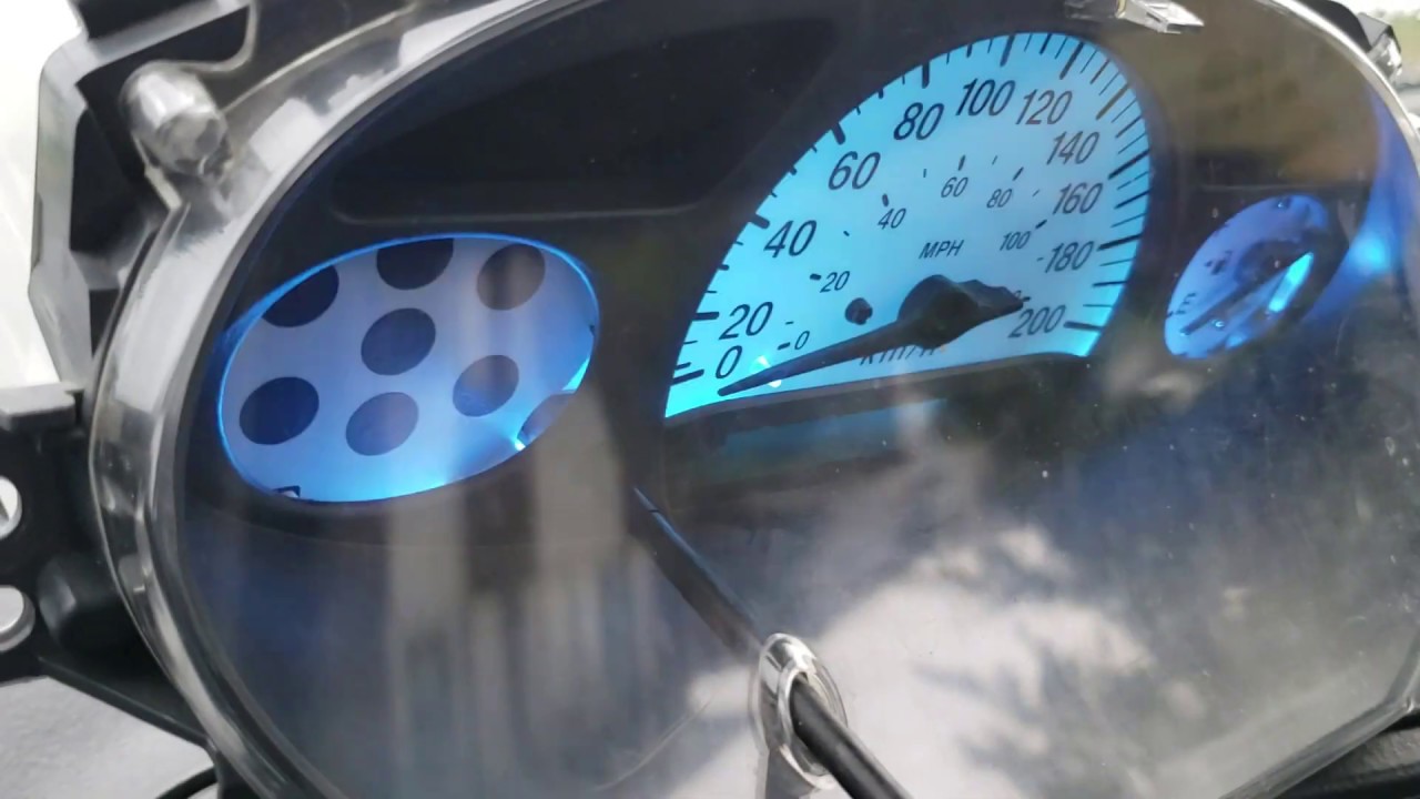 Toyota Echo 2005 remplacement lumières instruments du tableau de bord