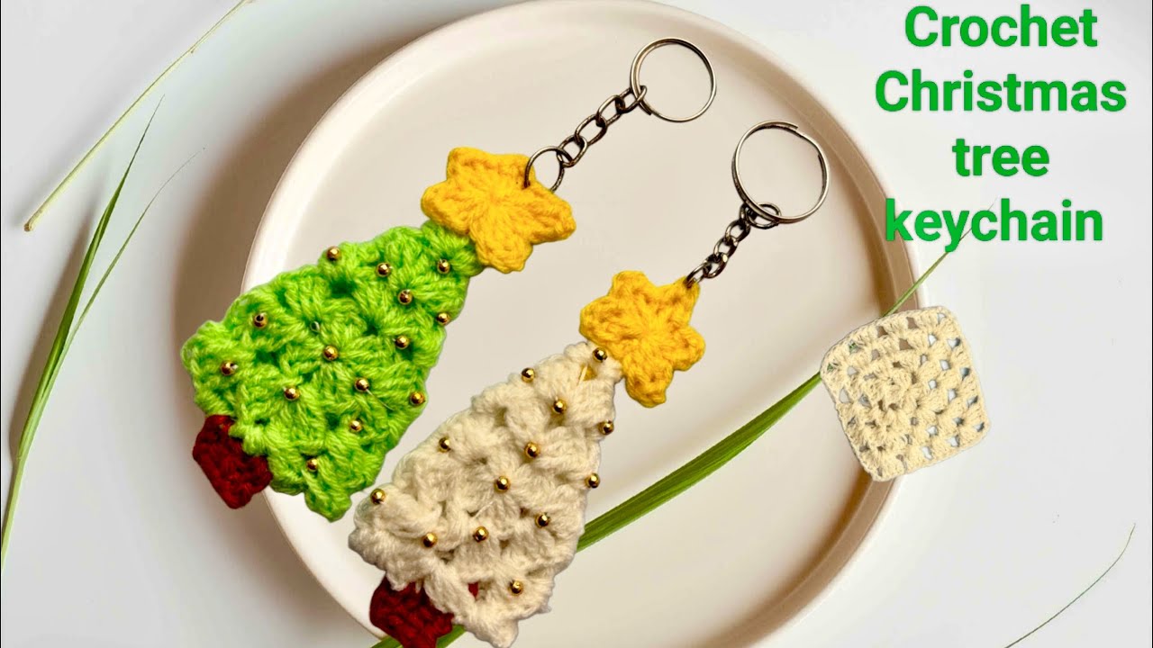 How to One Crochet 🧶Granny Square a Christmas 🎄Tree Keychain ||