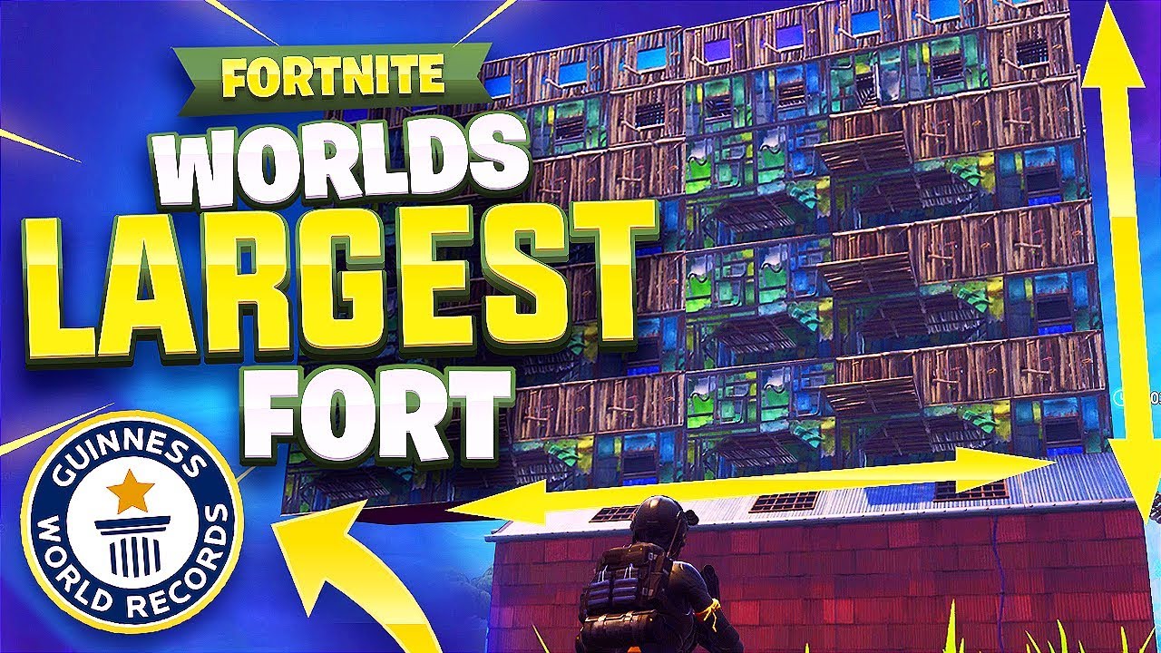 THE BIGGEST BASE EVER IN FORTNITE BATTLE ROYALE