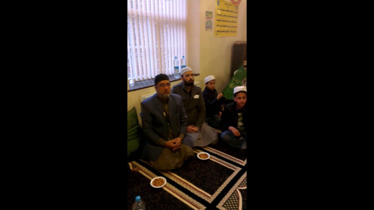 Islamic educational video at Al Raza Brailvi Centre