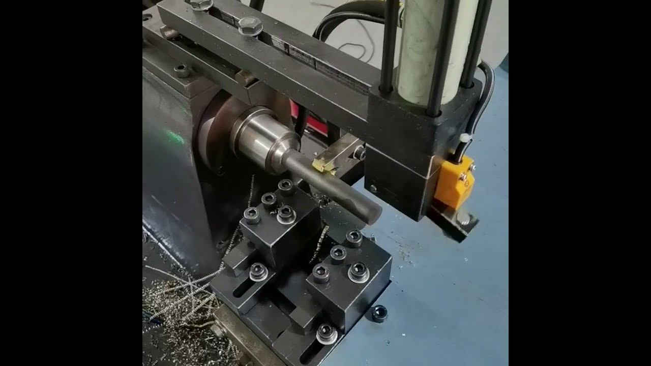 FEDA automatic hydraulic lathe machine FD-300-2A for turning and chamfering