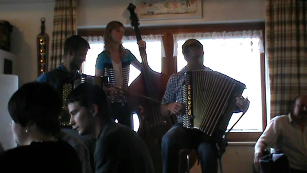 Thomas Murer und Markus K&auml;slin, Silvia Herger (Bass)