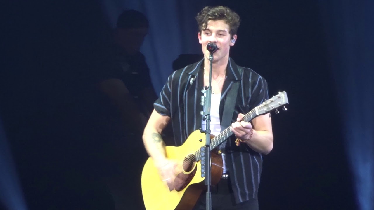 Shawn Mendes - Fallin All In You 10-13-18