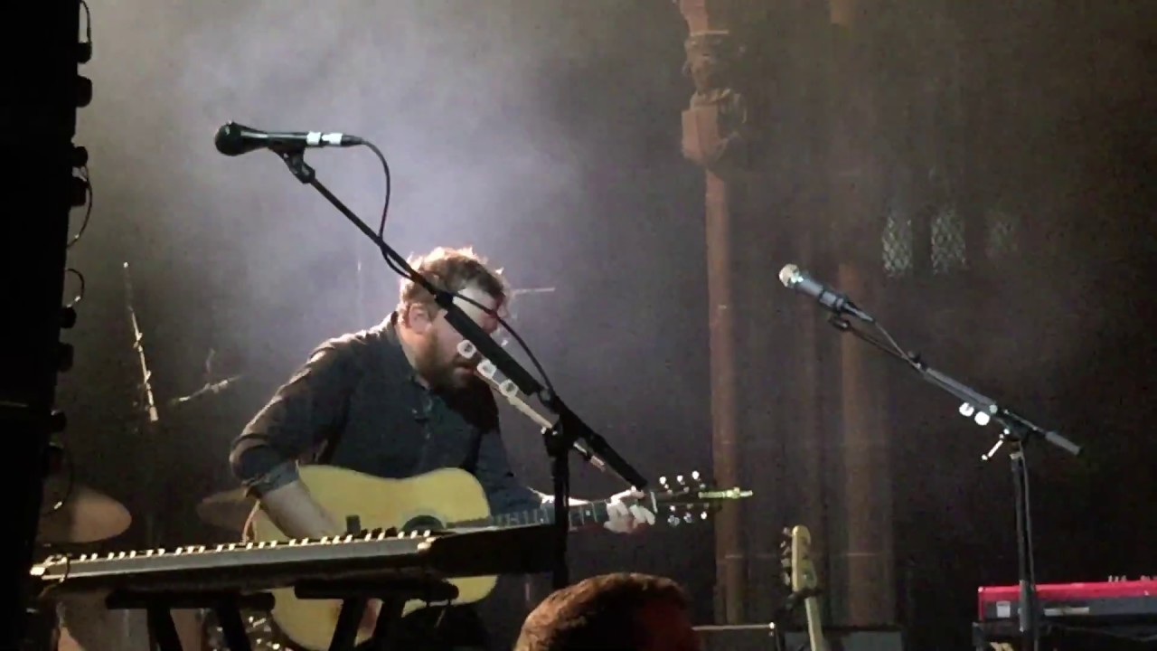 Frightened Rabbit - My Backwards Walk (Live & Acoustic @ Manchester Cathedral)