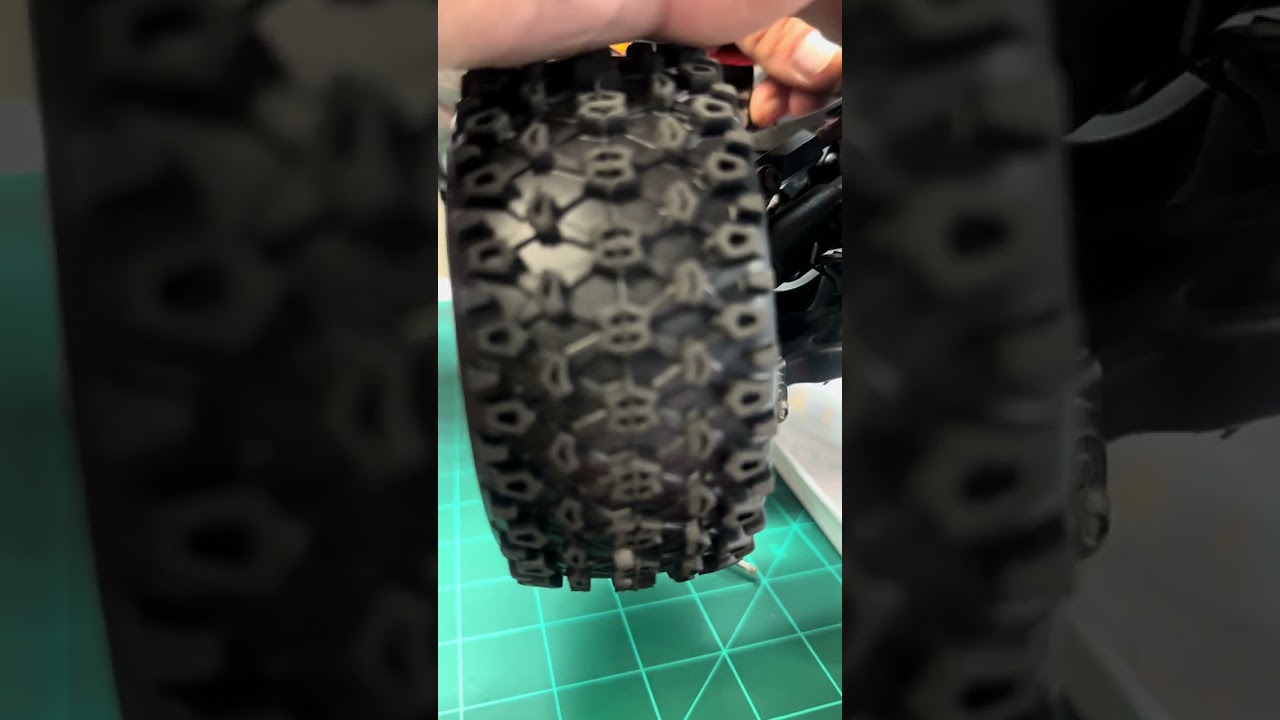 Arrma Mojave 4s center diff reinstall #car#traxxas#arrma#hpi#tamiya#diy#fun#movie#automobile#cat#dog
