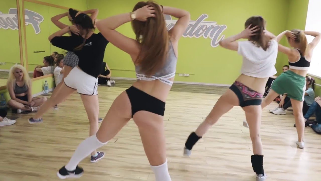 Best Shuffle Dance Music (VIDEO HD) - Melbourne Bounce Party Music  - Best Alan Walker Mix 2025