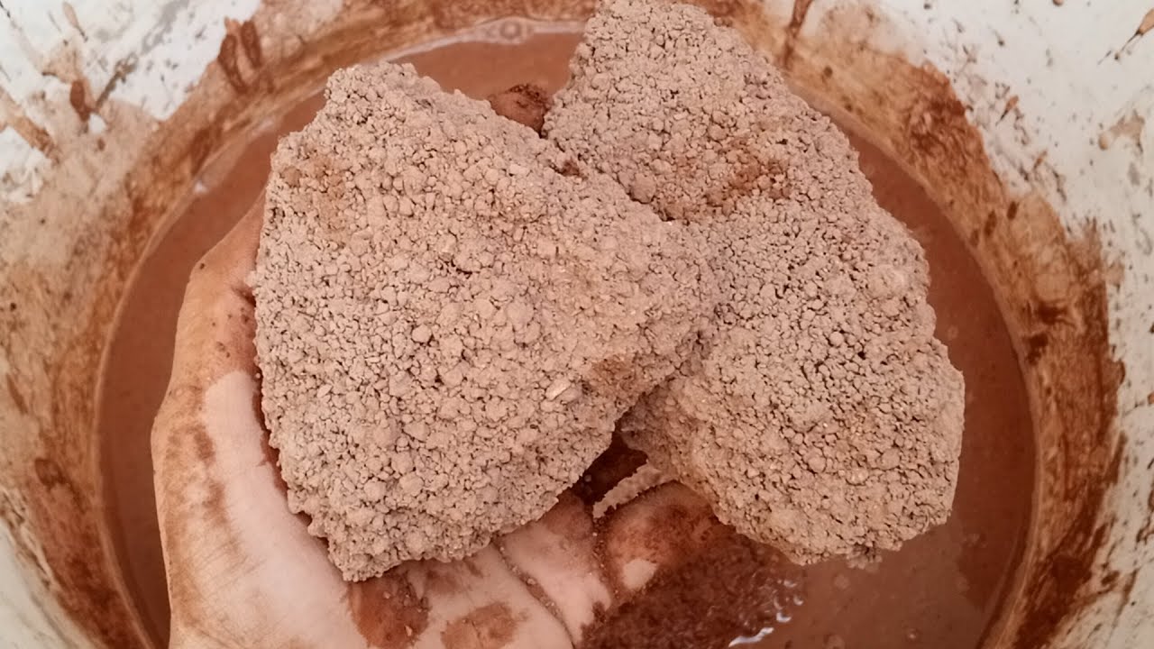 ASMR//Rich red dirt soft crunchy gritty slabs crumbling in water💦 paste play😋🤤