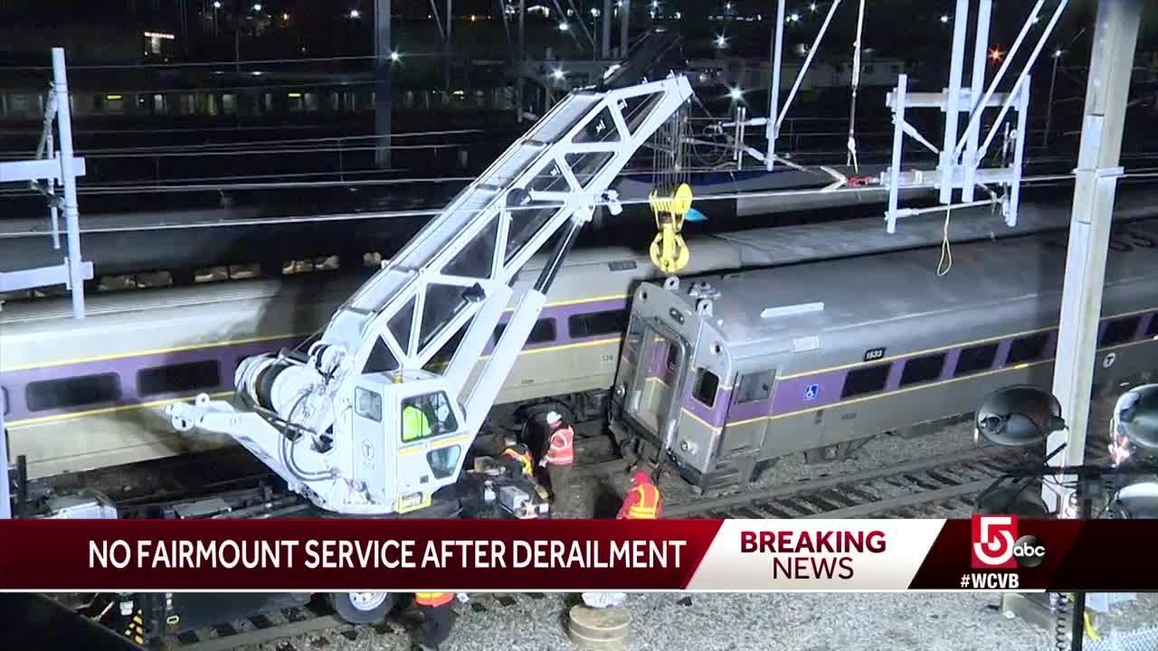 Train derailment snarls commute