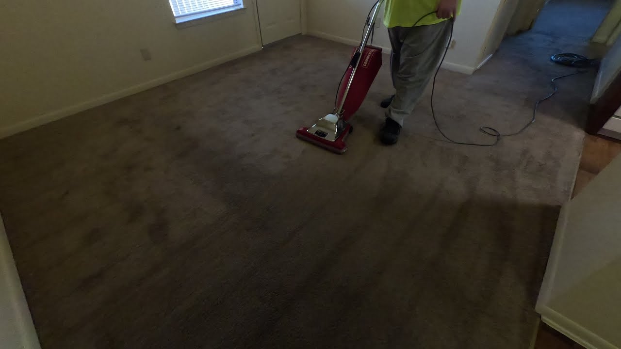 Sanitaire SC899F Dual-Direction POST-Vacuum!!!
