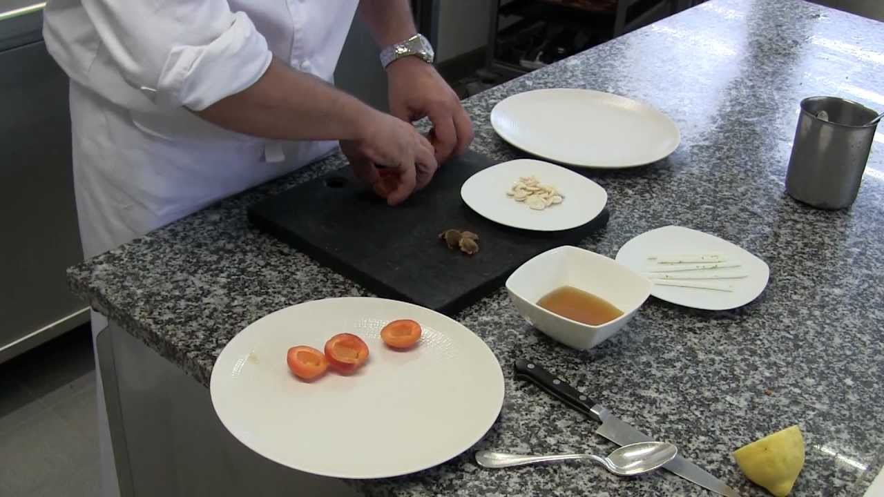 Delpech prepares a dessert at L'Amphitryon near Toulouse