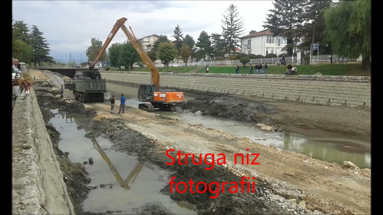 Struga niz fotografii