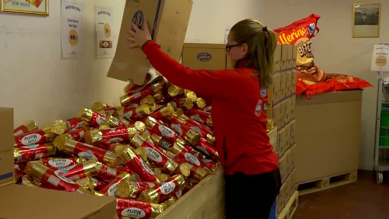 Anrik kexfabrik kanske flyttar till Lettland - Nyheterna (TV4)