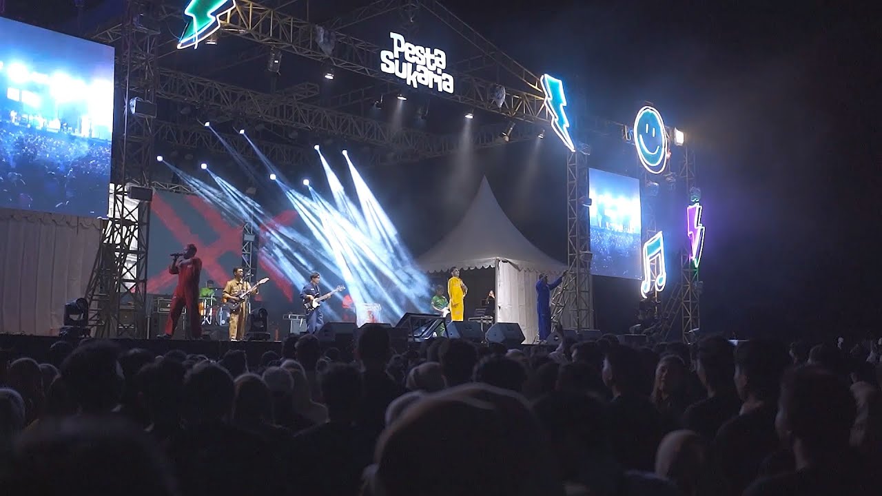 Era Sembilan - Halo Dek & Rindu Kampung Seko' (Live at Pesta Sukaria)