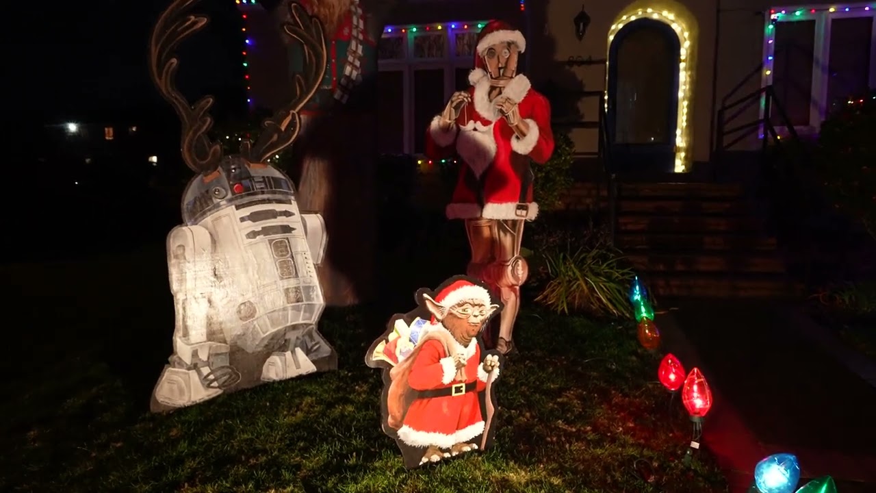 [4K] Peacock Lane - Portland Oregon Christmas Lights - 100th Year Anniversary Holiday! 9PM Crowd