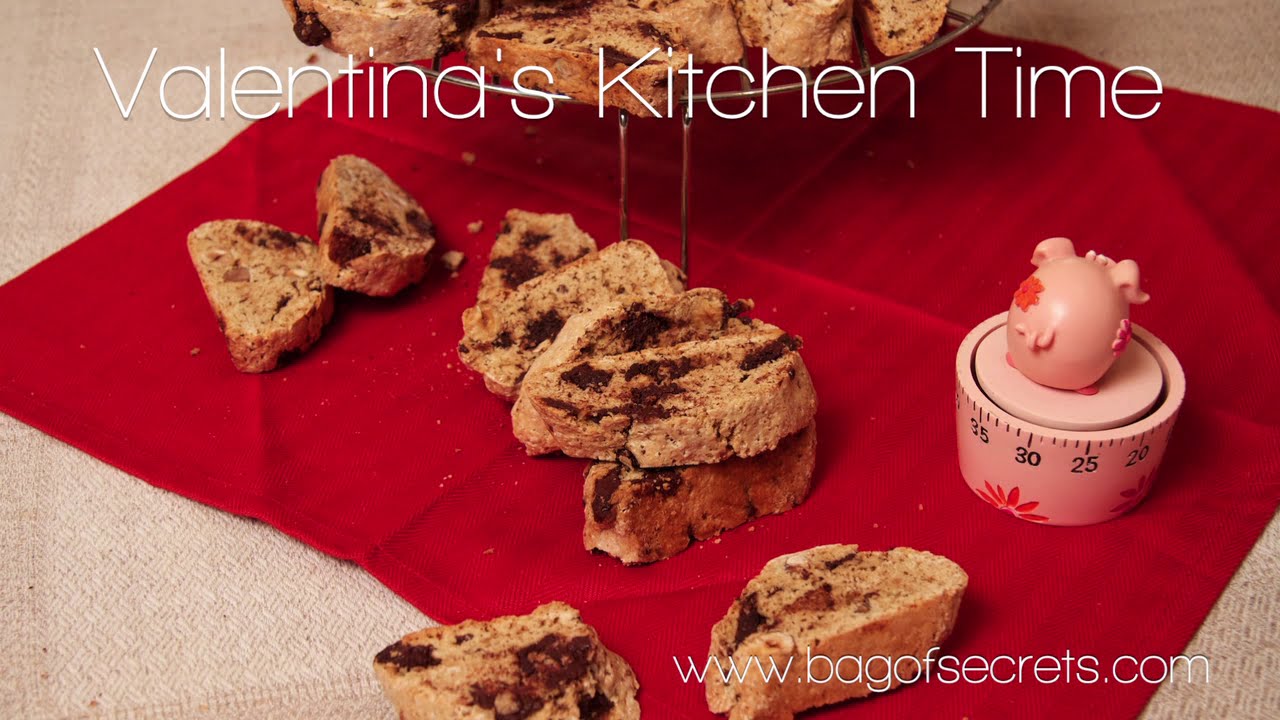 Cantuccini alle nocciole e cioccolato (e caffè!)