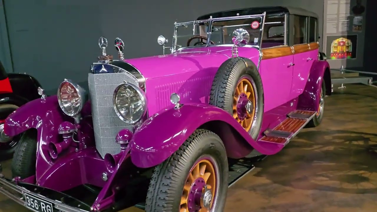 VERY OLD CARS THAT SHOW US CARS HISTORY AND JUST IMMAGINE THE DEVELOPEMENTS FROM THE PAST TILL NOW