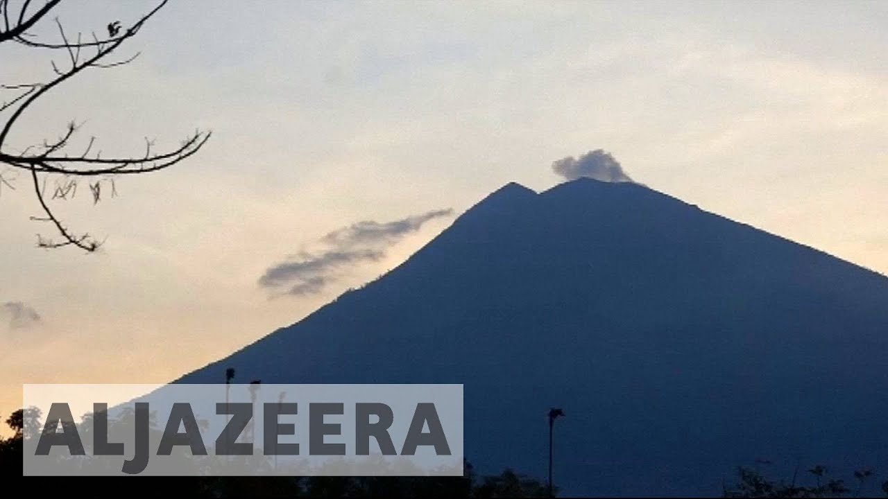 Indonesia orders thousands to evacuate Bali over fears of volcanic eruption