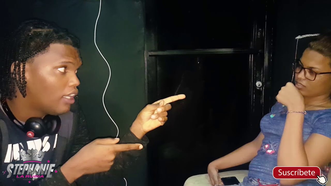Stephanie La Rubia Vs Felpa Divo 
