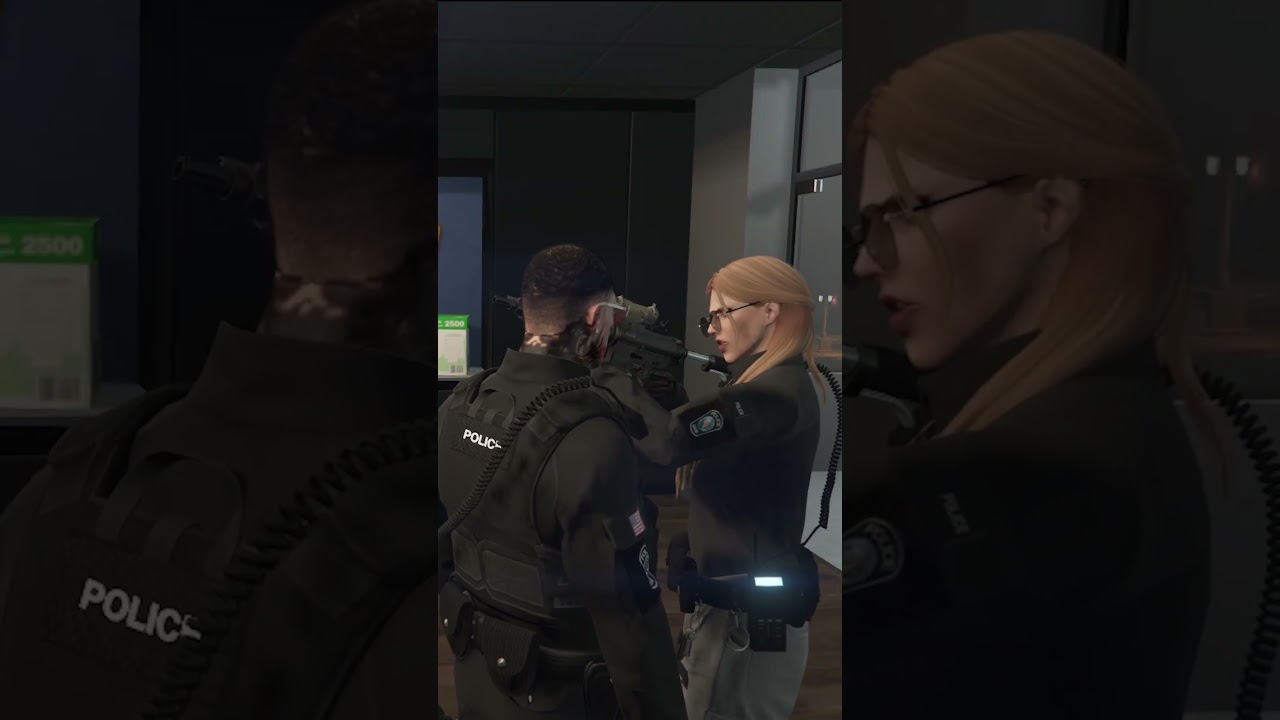 Mario Casas cu&ntilde;ado🤣😅| #gta #rolplay #roleplay #gta5 #familyrp #shortclip #shortsviral #shorts