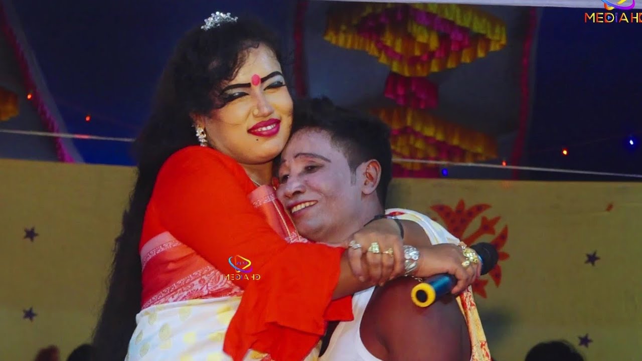 যদি থাকো কাছাকাছি মনে হয় বেঁচে আছি তুমি ছাড়া এলোমেলো পৃথিবী আমার।যাত্রা নাকি মিষ্টি