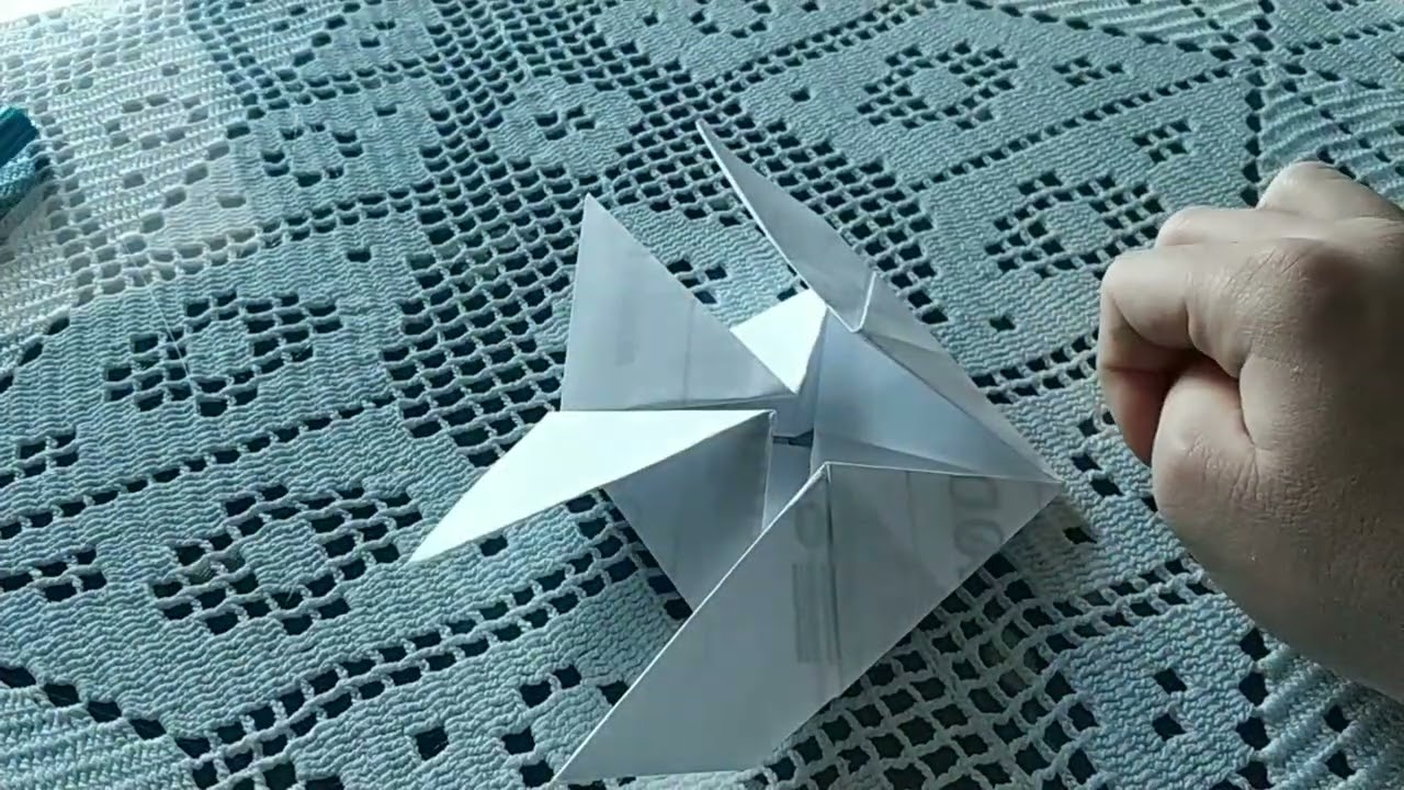 Como hacer un pez de origami