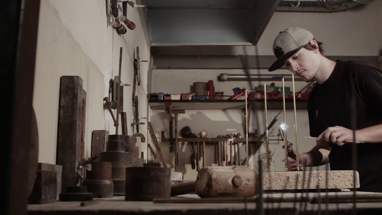 Making of a Classic - The Metropolitan Chandelier