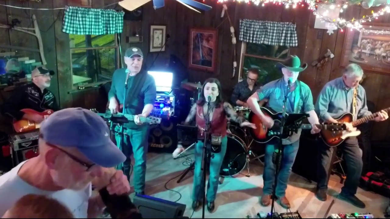4x4xU - performed by cover band Country Comfort