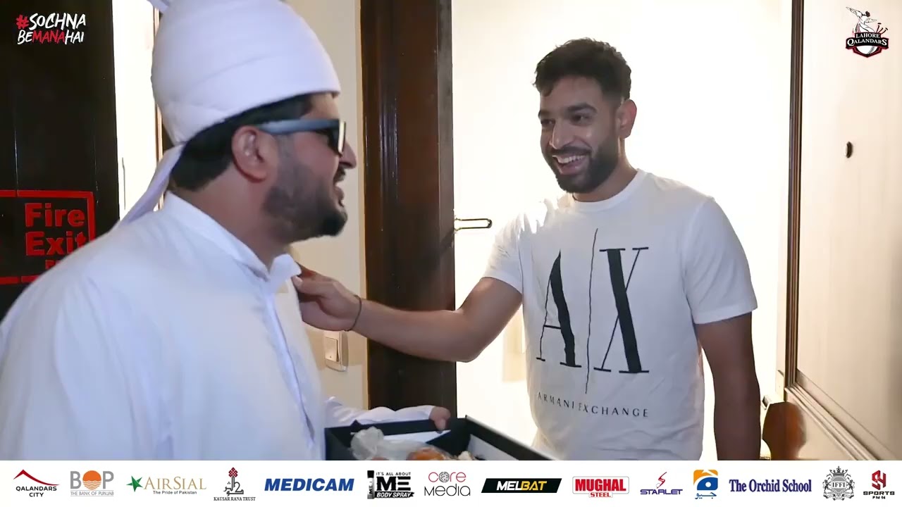 Basheera da Brand distributing traditional snacks to Lahore Qalandars Family | Naan Khatai |