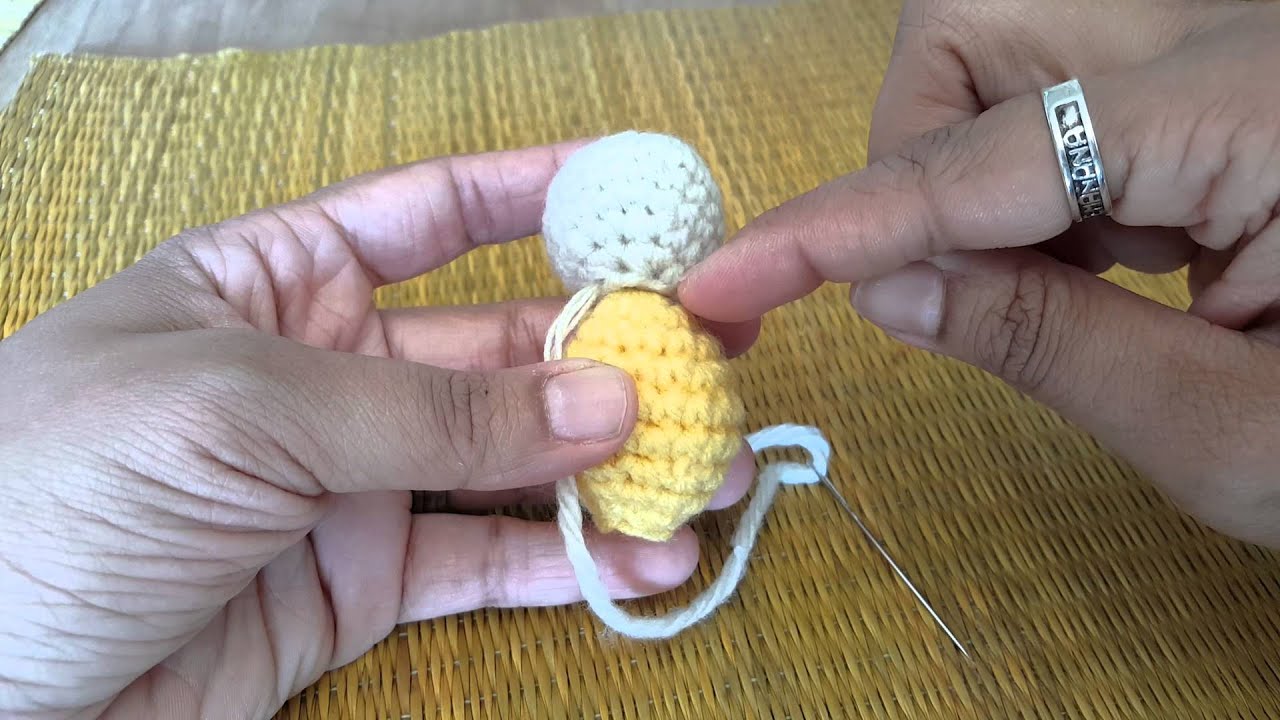 2 Methods For Sewing Crocheted Heads On Your Amigurumi