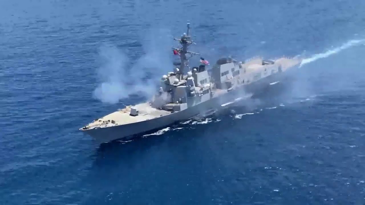 USS Winston S. Churchill commemorates the 20th anniversary of the attack on USS Cole