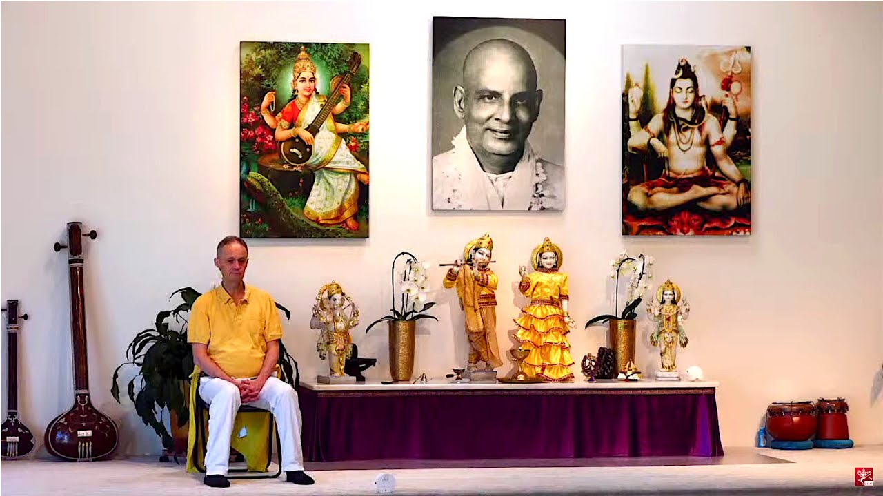Rückenyoga mit Wolfgang Yogastunde Mittelstufe Yoga Vidya Grundreihe 16:15 Uhr 20.07.2020