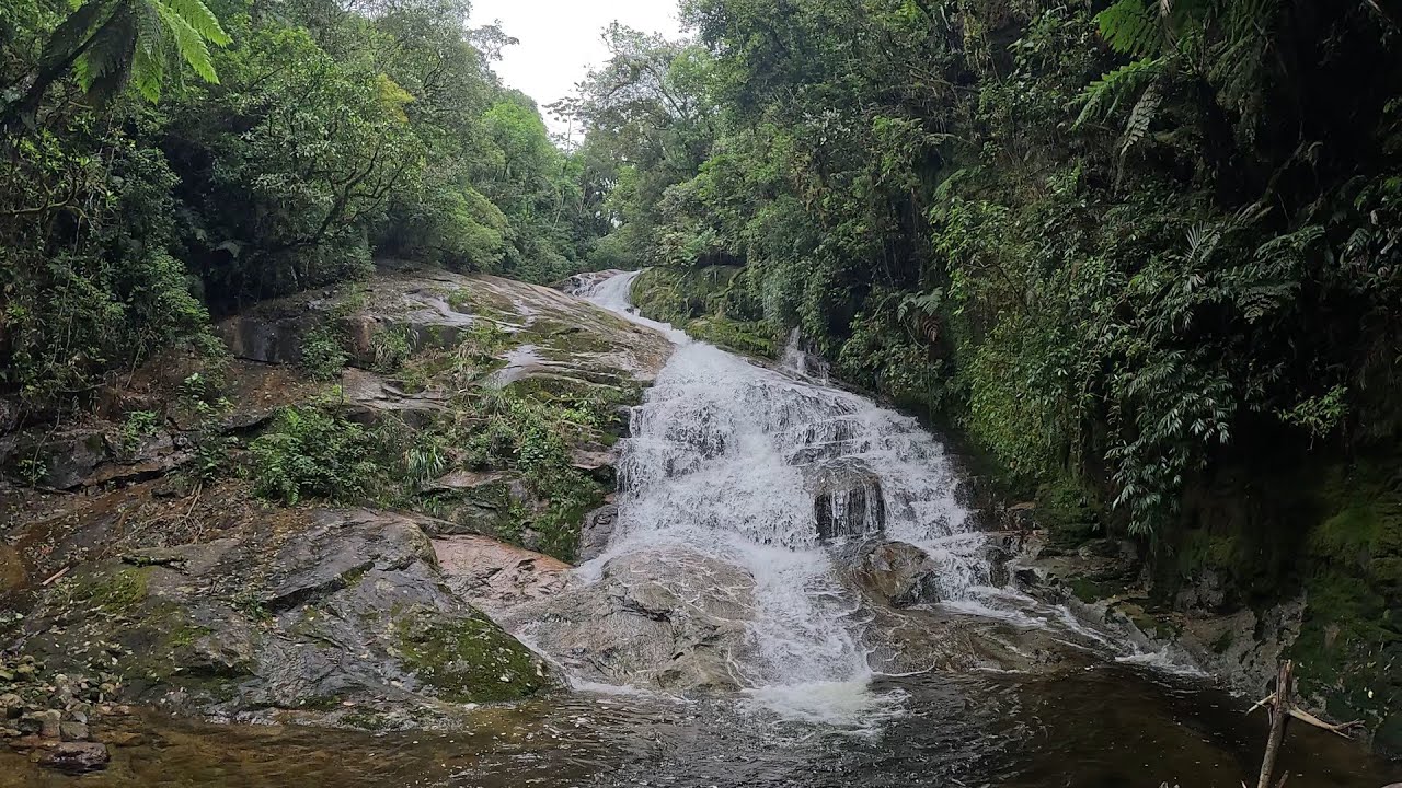 Cachoeira na Encosta do Jacutinga - Antonina - PR