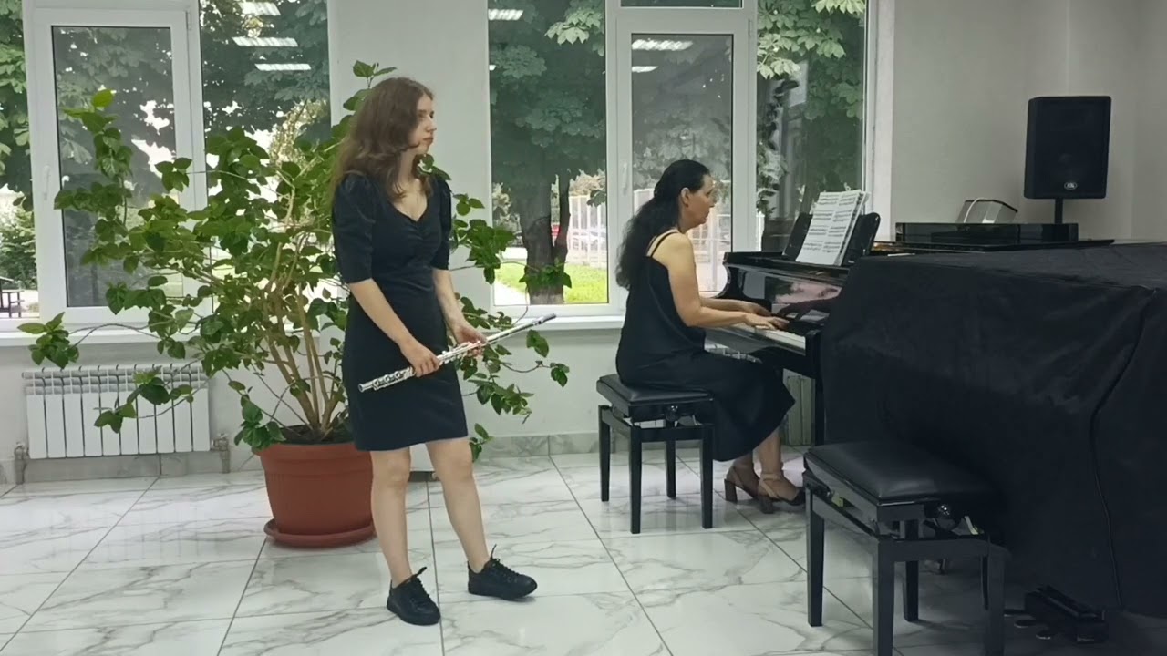 Авилова Мария. И. Кванц Концерт для флейты соль-мажор 1-3 ч.